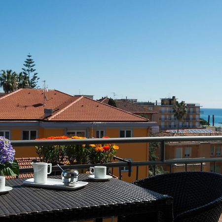 Hotel Ristorante La Marina Mhotelsgroup San Bartolomeo Al Mare Exteriör bild