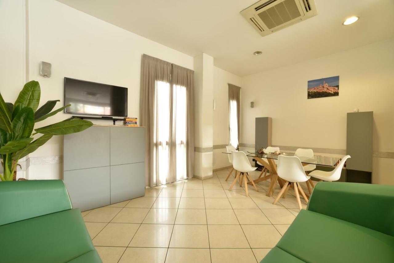 Hotel Ristorante La Marina Mhotelsgroup San Bartolomeo Al Mare Exteriör bild