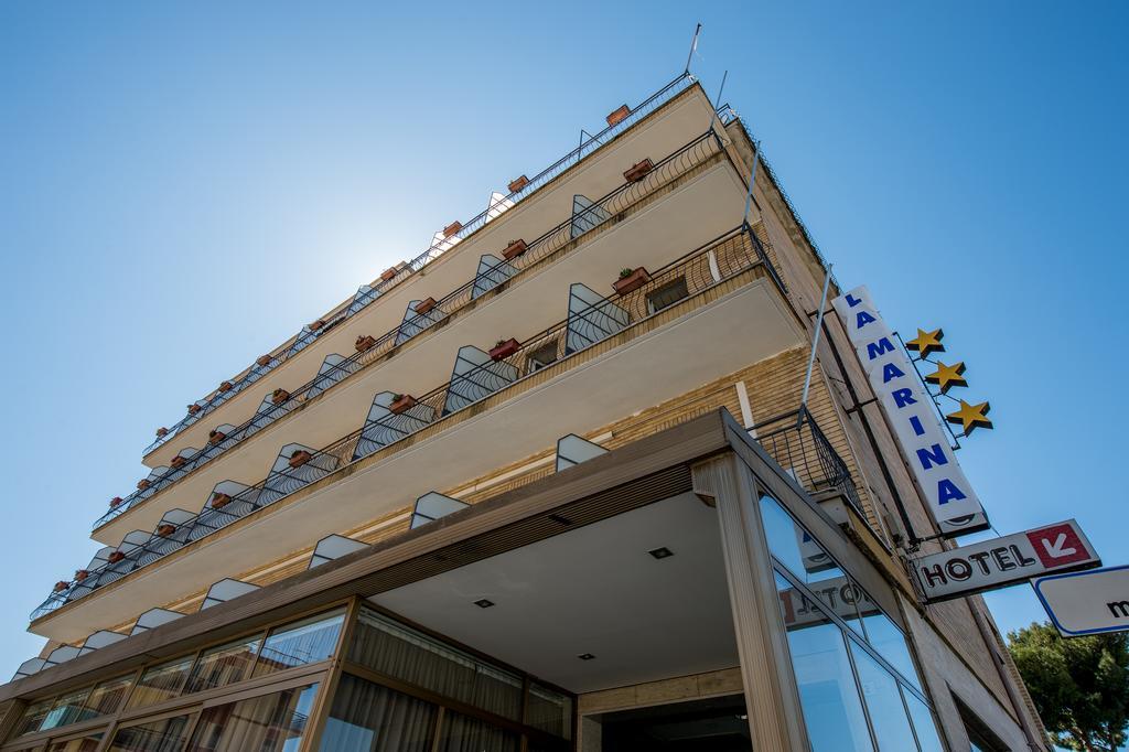 Hotel Ristorante La Marina Mhotelsgroup San Bartolomeo Al Mare Exteriör bild